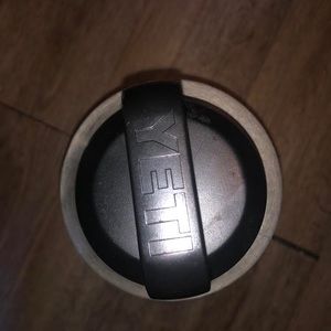 Yeti stainless steel jug